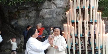 Hoy lunes 31 de mayo llega a Lima, Perú la «Lámpara misionera DIC»
